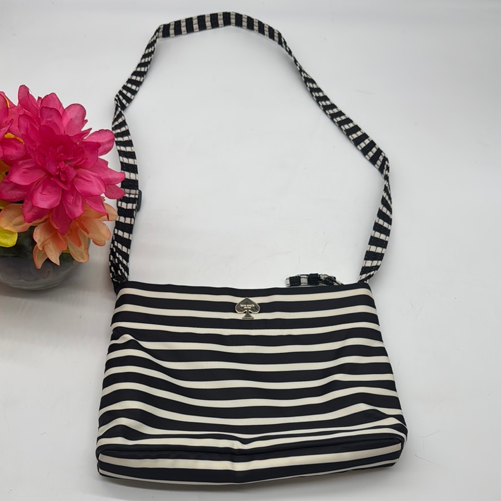 Kate Spade Black and Cream Striped Crossbody Bag BP8040C